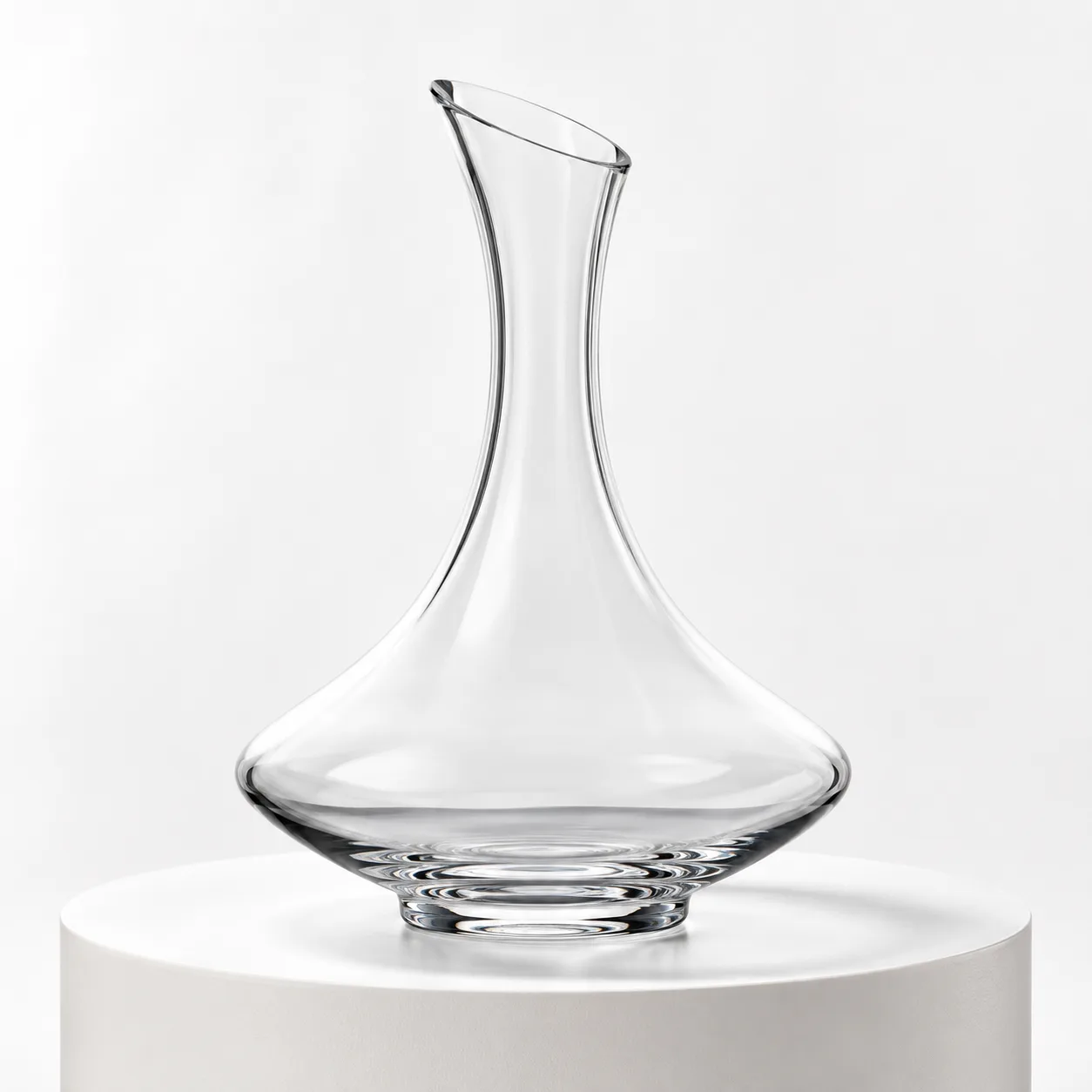 Cut Glass Wine Decanter front view with visible wine decanter serving form